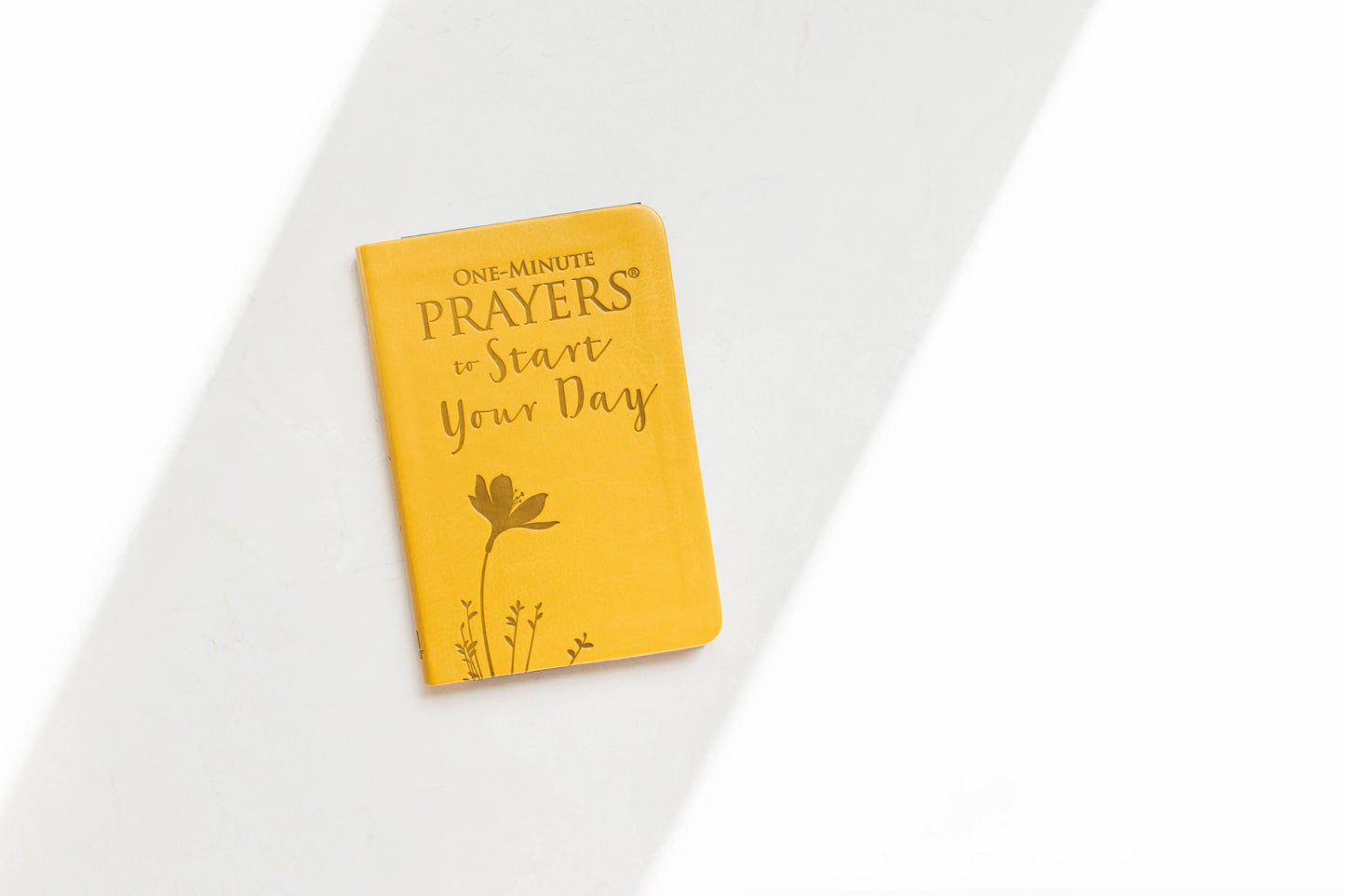 Harvest House Publishers Gift & Specialty Books - One-Minute Prayers to Start Your Day: English