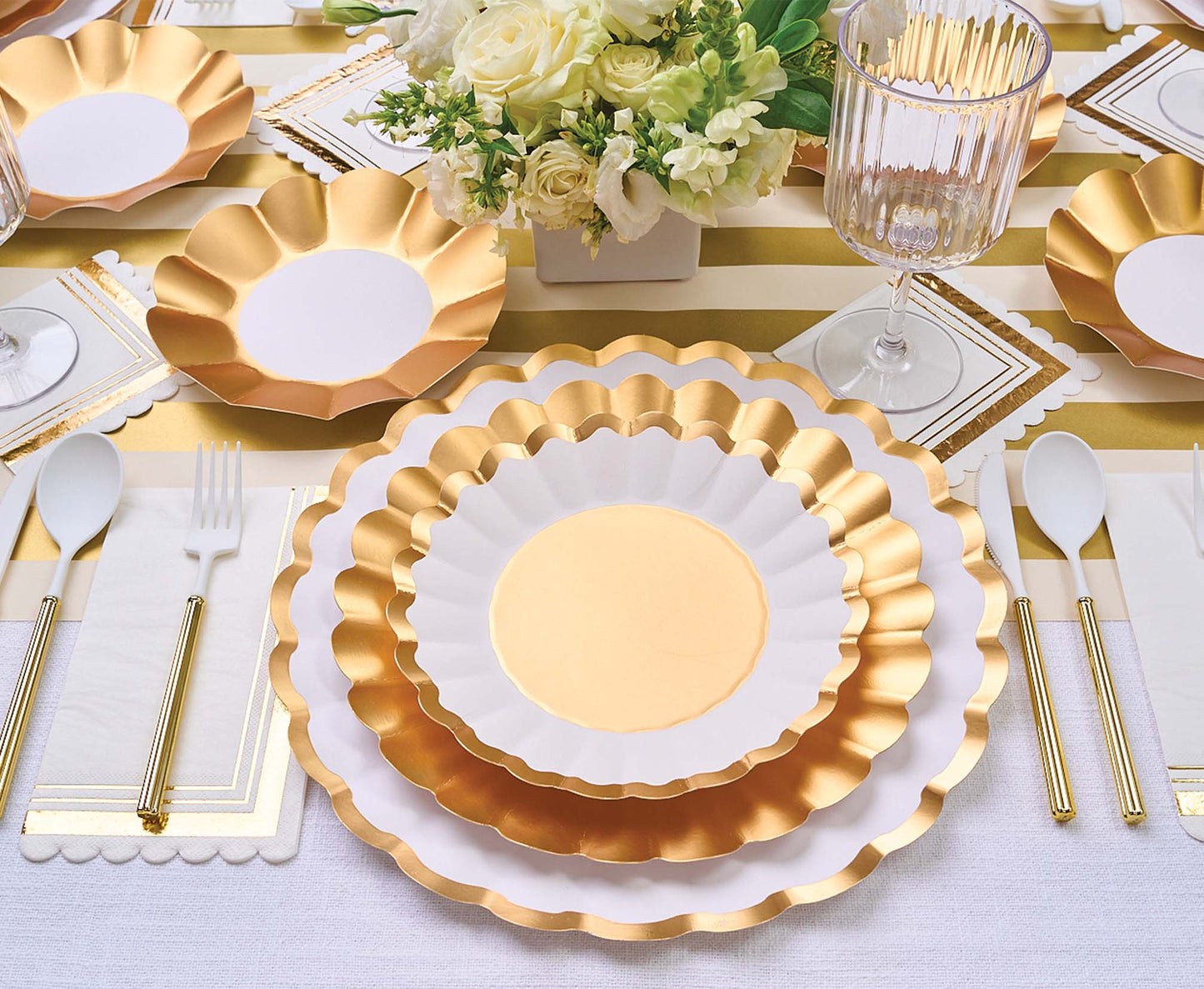 Appetizer/Dessert Bowl Gold & White/8 pkg