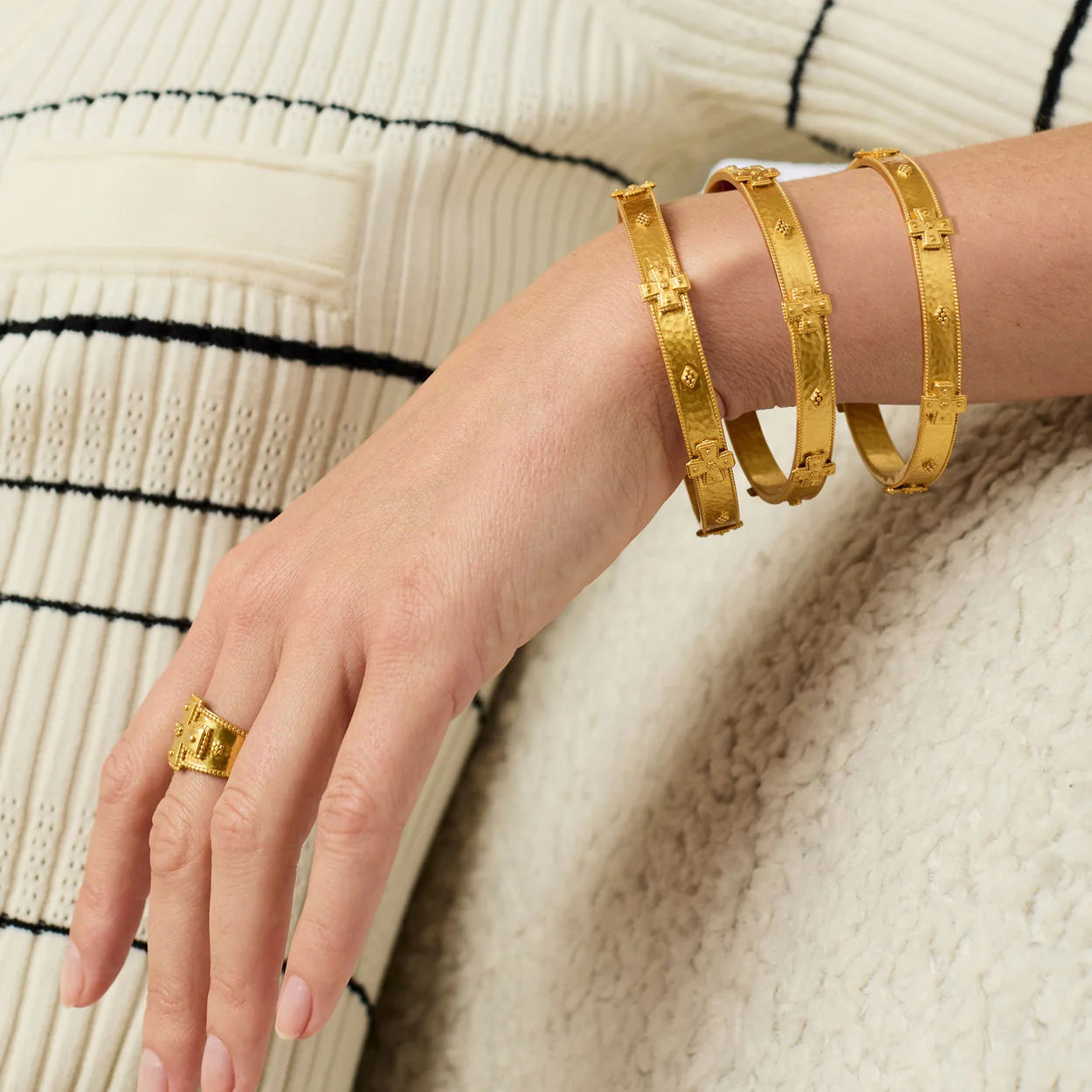 Julie Vos Canterbury Bangle Gold