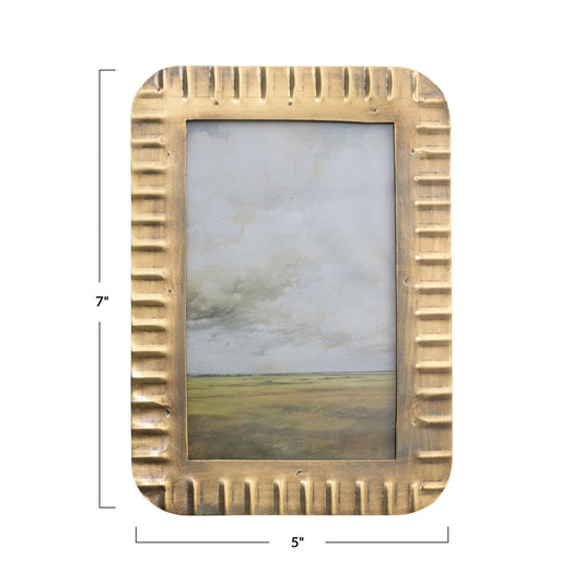 Metal Ribbed Photo Frame