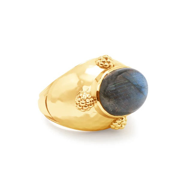 CLEOPATRA Oval Ring - Gold/Blue Labradorite