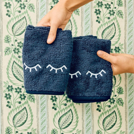 Weezie Makeup Towels (pair)