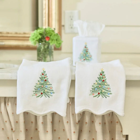 Holiday Tree Scallop Powder Bath Towels Pair