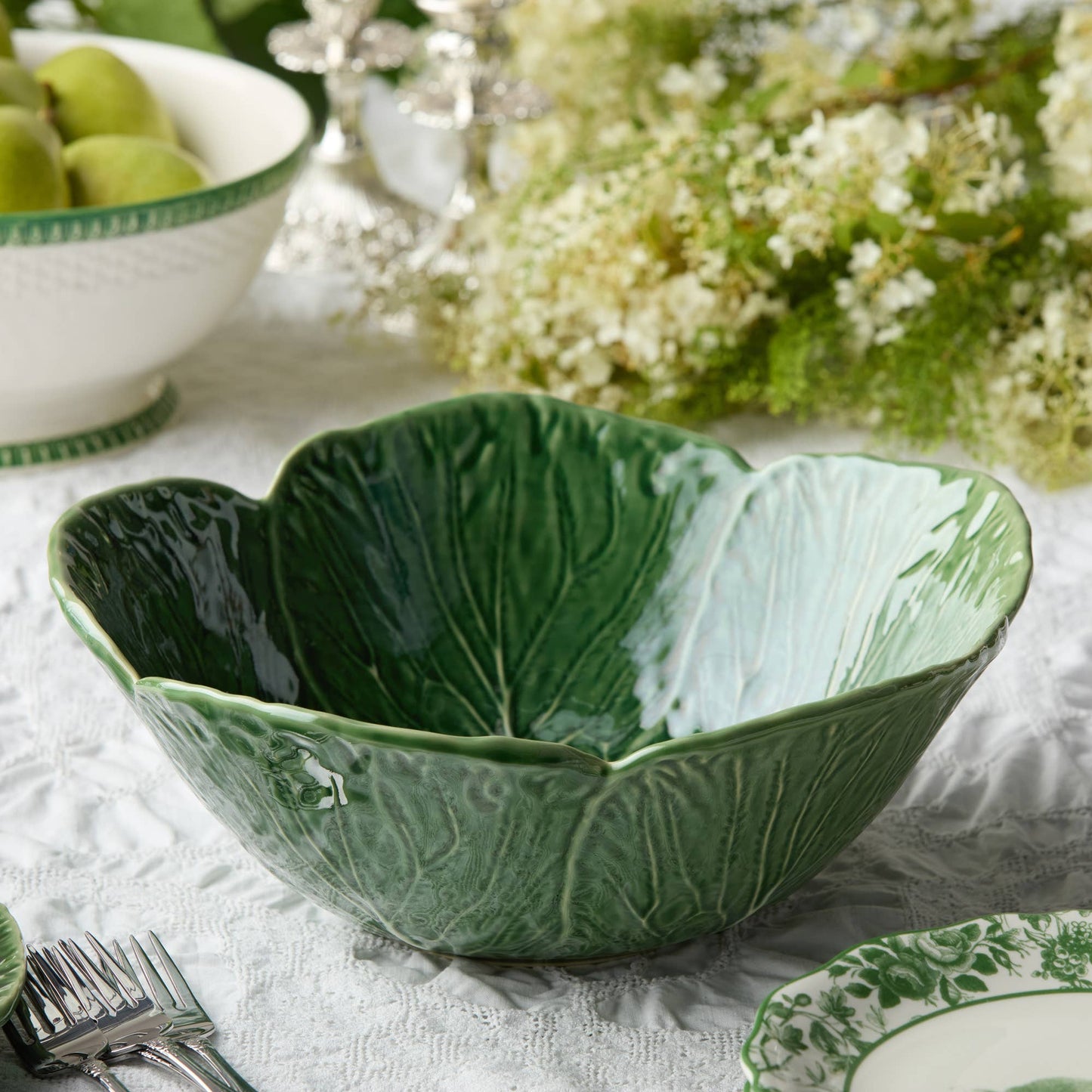 Le Jardin Cabbage 3-D Deep Bowl 12.75in x 5in 128 oz