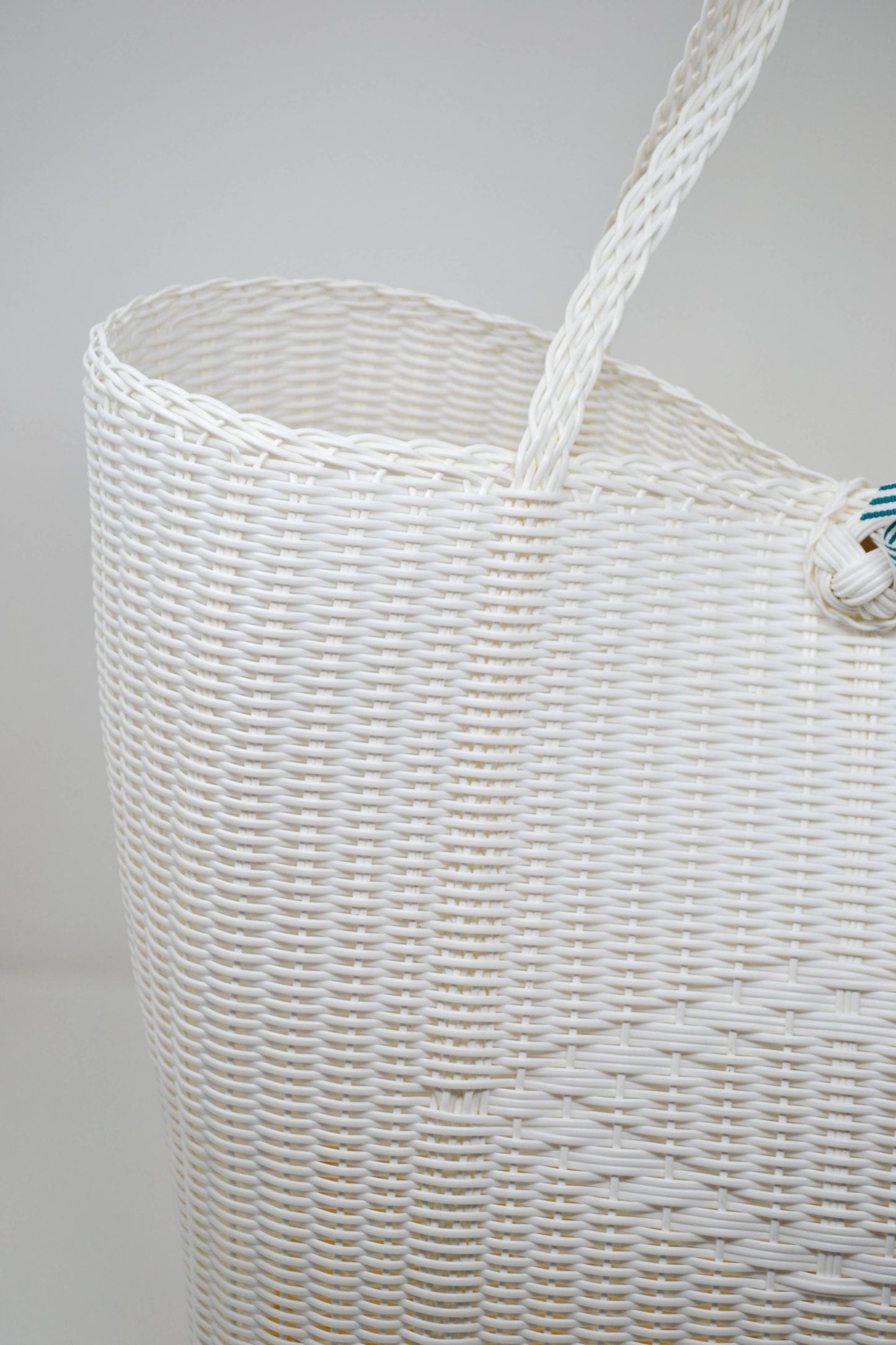 Lilly Bag Medium White Tote