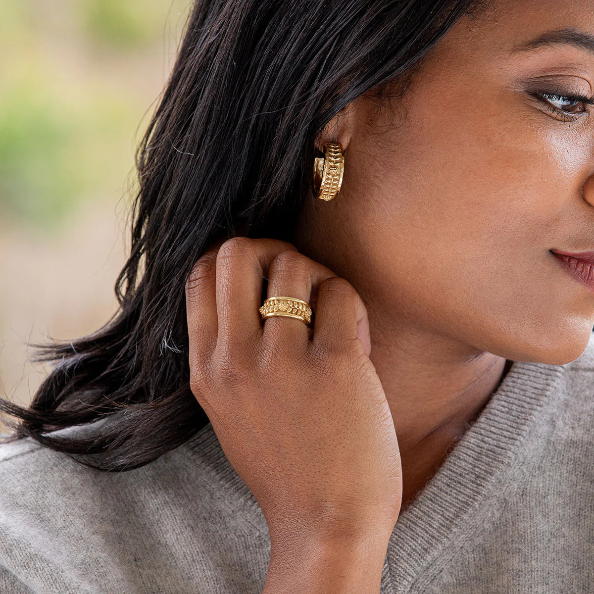 Berry Vine Small Hoop Earrings (Gold)