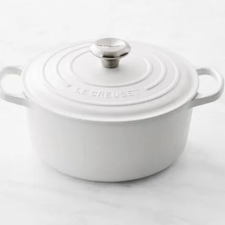 Signature Round Dutch Oven (4.5Qt.)