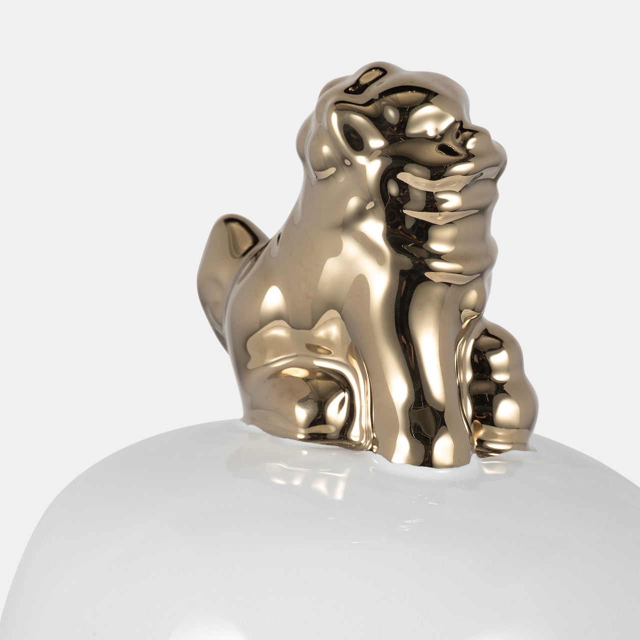 18” Lion Head Temple Jar (White/Gold)