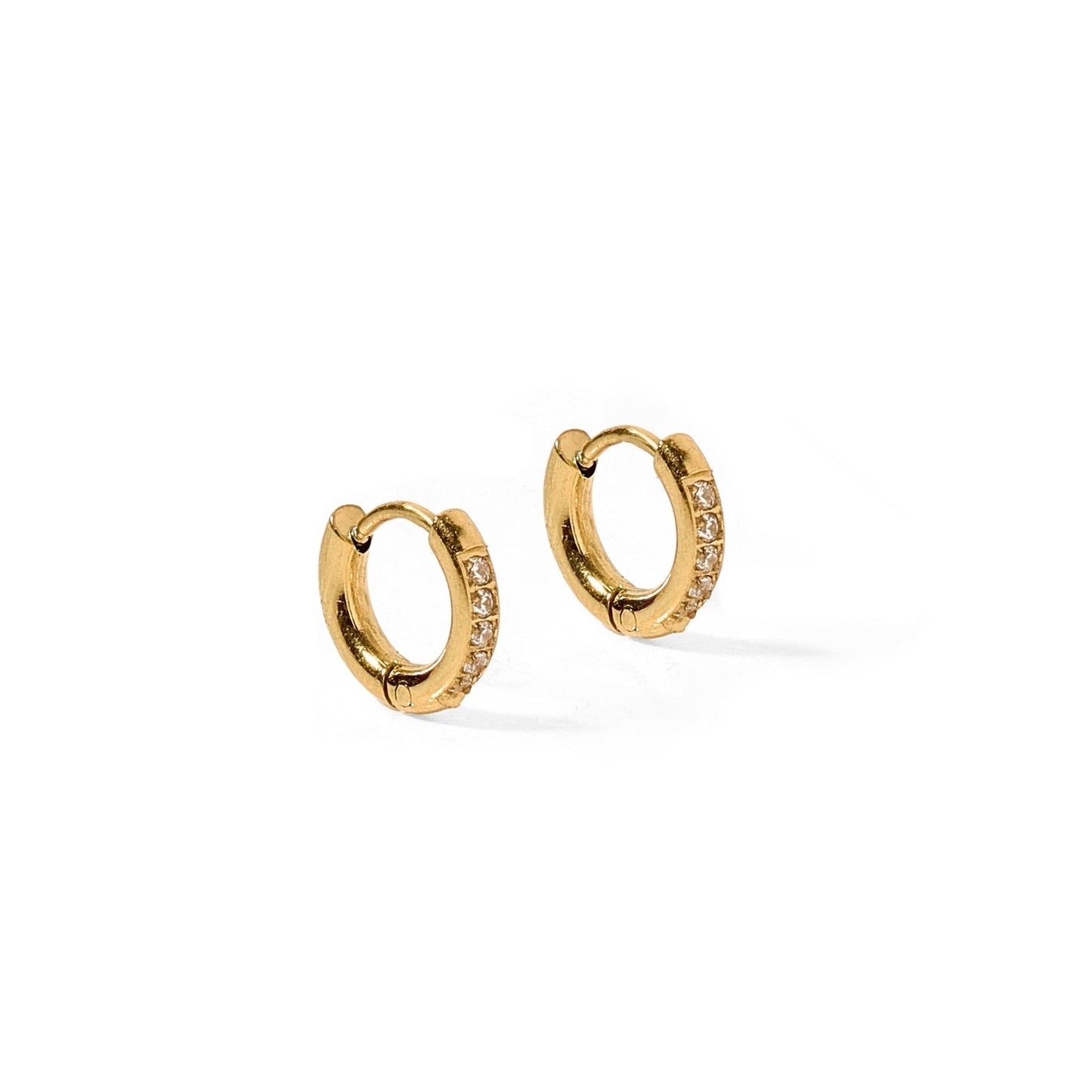 LINNY CO - Huggie Earrings - Scarlett Hoop Gold 8mm CZ