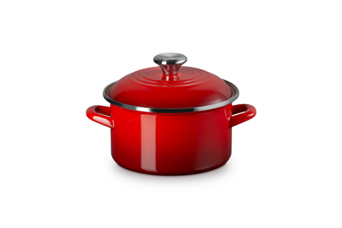 Le Creuset Traditional Petite Stockpot (3.8qt) Cerise