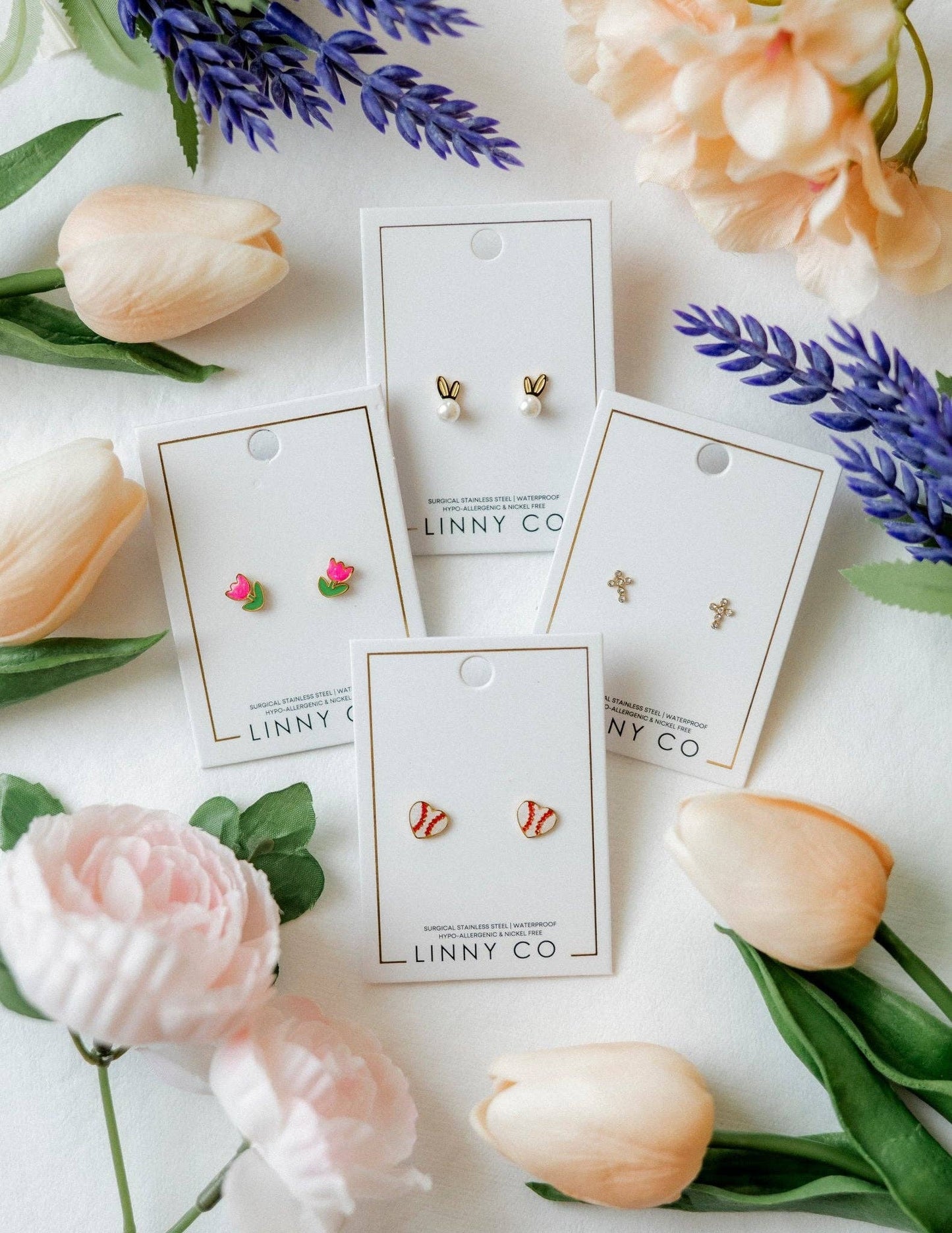 LINNY CO - Screwback Stud Earrings - Heidi Pearl Bunny