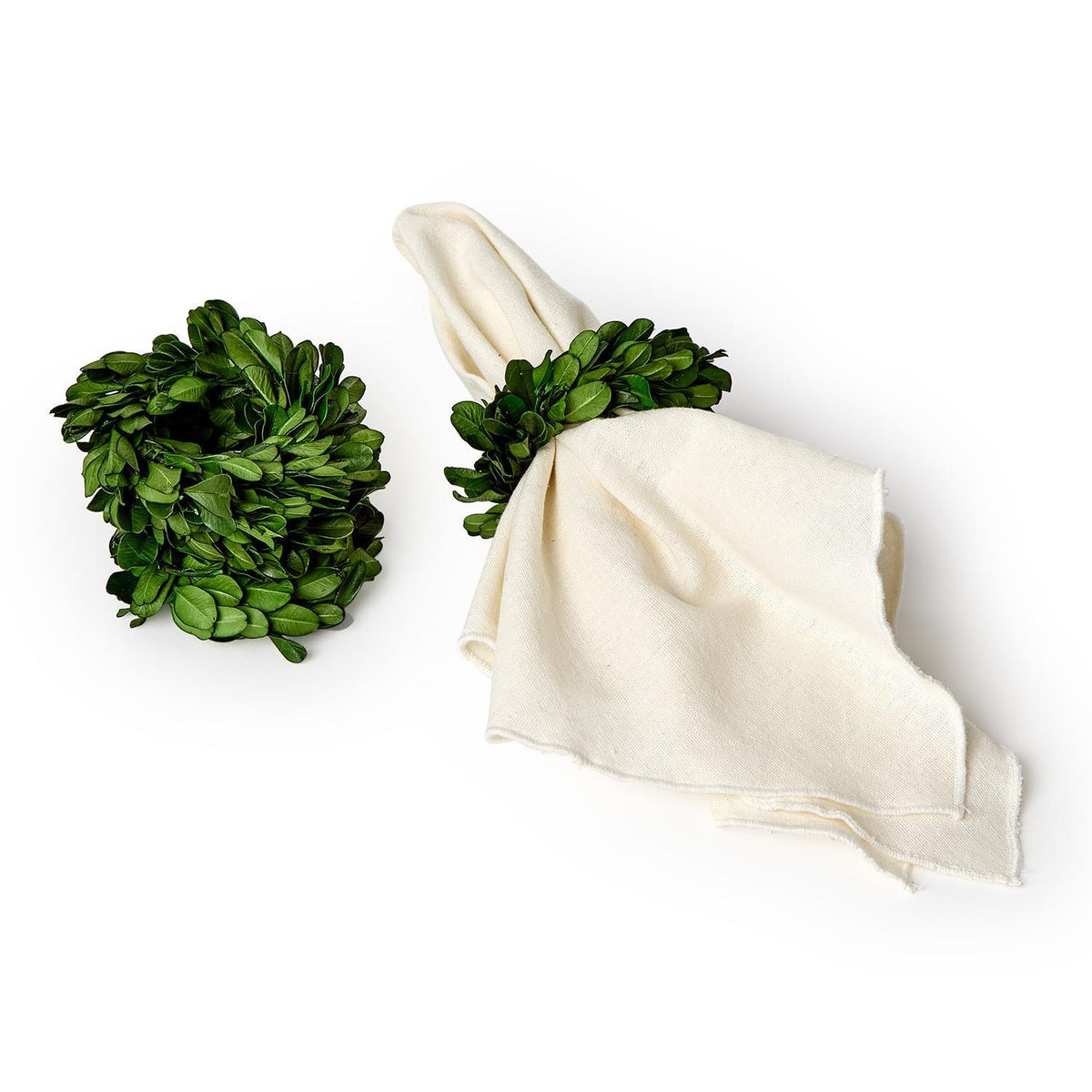 Set of 4 Preserved Boxwood Wreath Napkin Rings