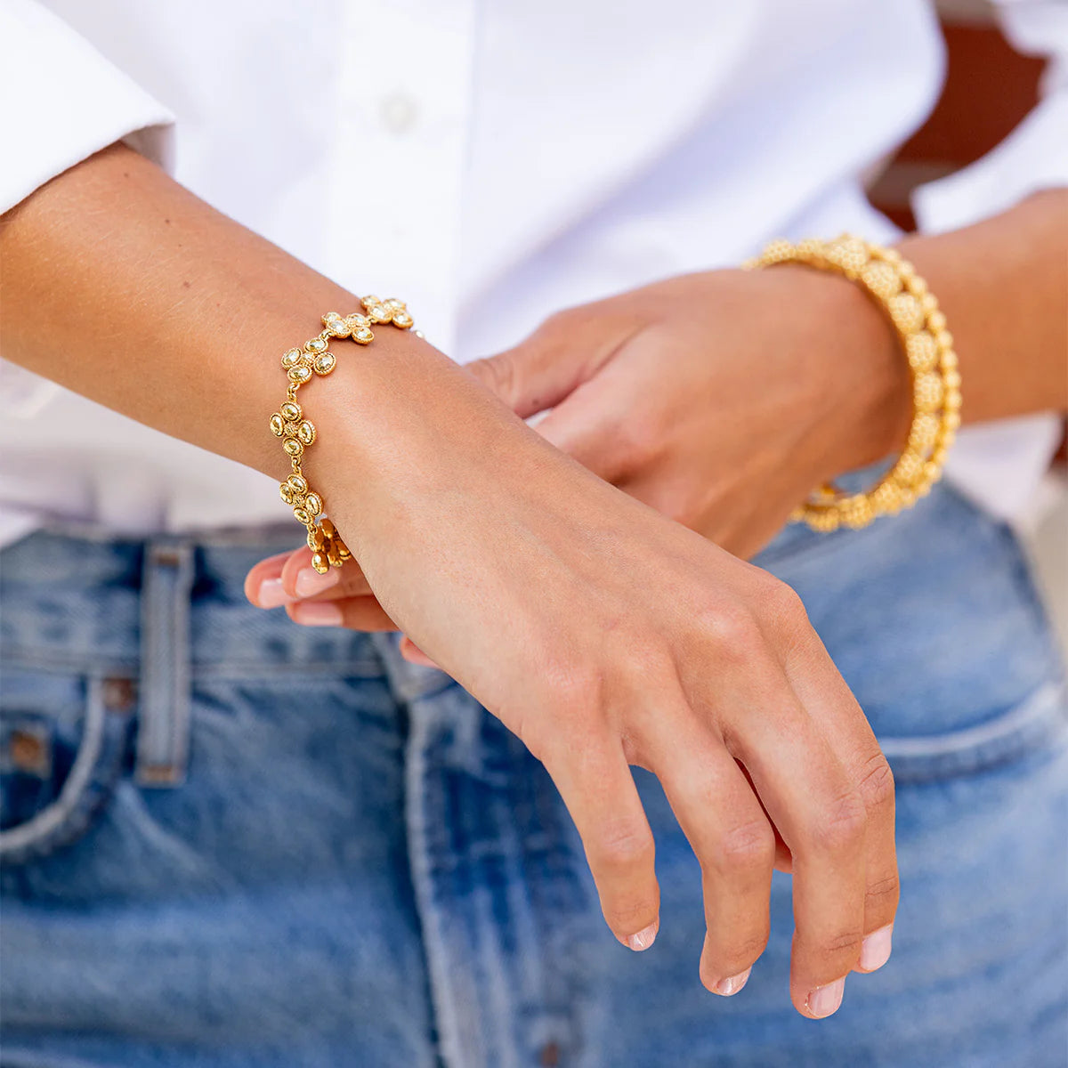Berry Clover Linear Bracelet (7+2”) Gold