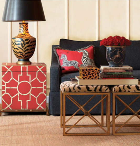 The Medallion Gold Single Bench is shown with Scalamandre's chic
"Le Tigre Natural" velvet