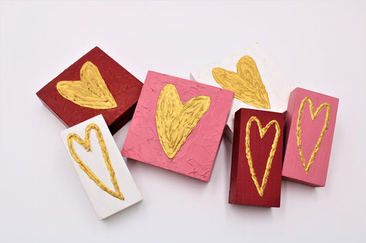Handpainted Wood Heart Table Block (3 Colors)
