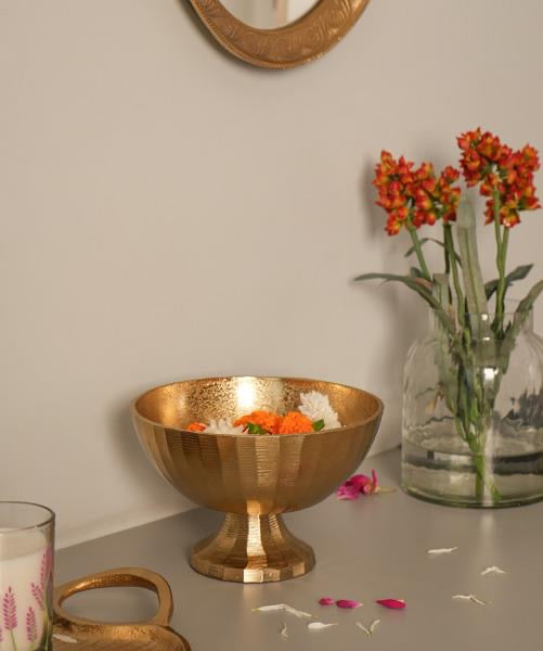 Small Gold Bowl w/ Pedestal