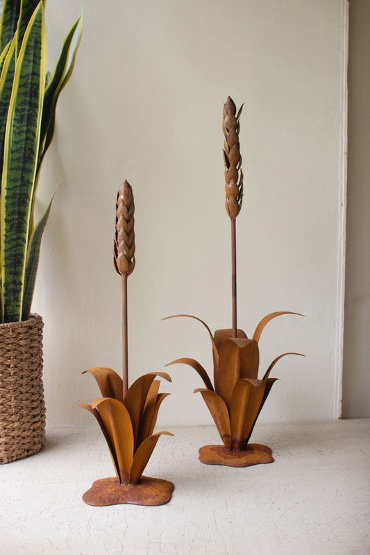 Rustic Metal Aloe Plants with Flower Set