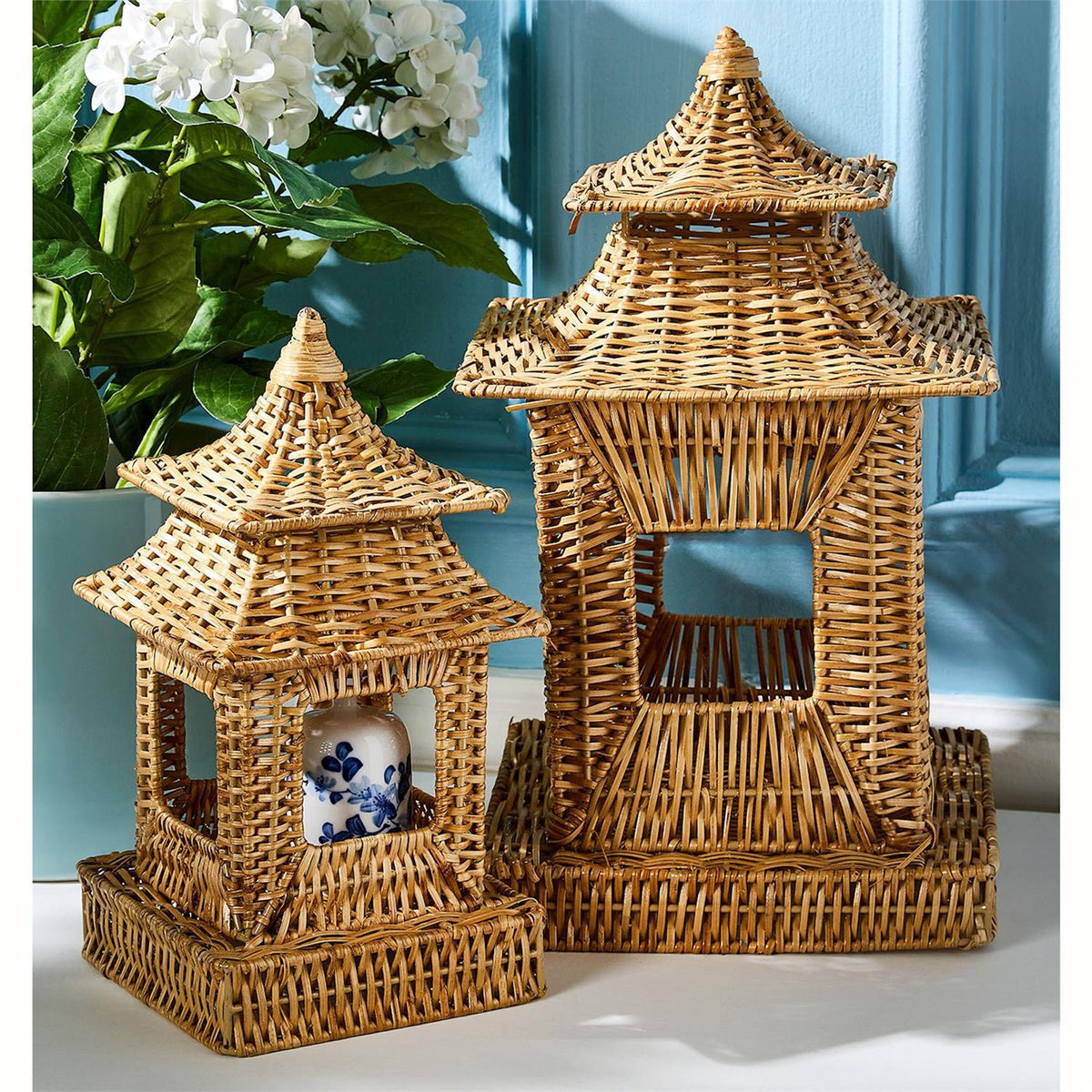 Rattan Pagoda Lanterns in 2 Sizes