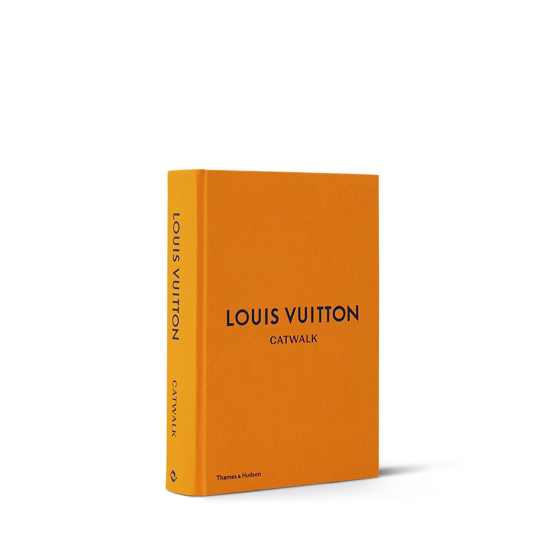 Louis Vuitton Catwalk Decor Book