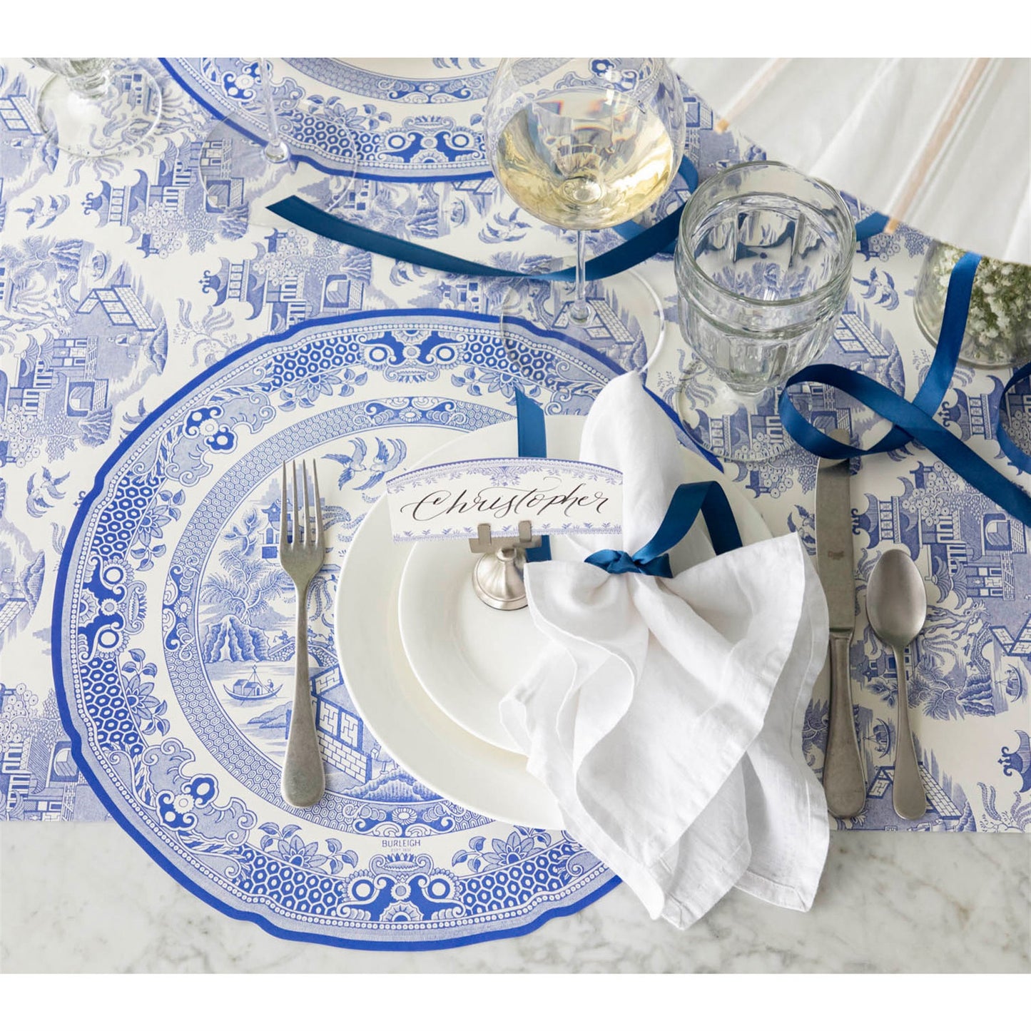 Willow Table Runner Black Willow