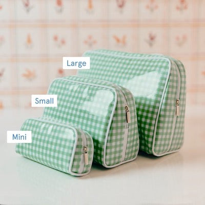 Toiletry Bag Green Gingham