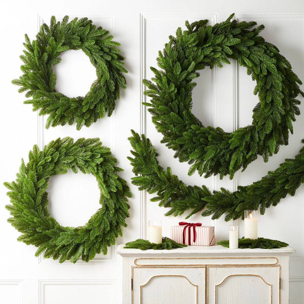 26” Bright Green Cedar Wreath