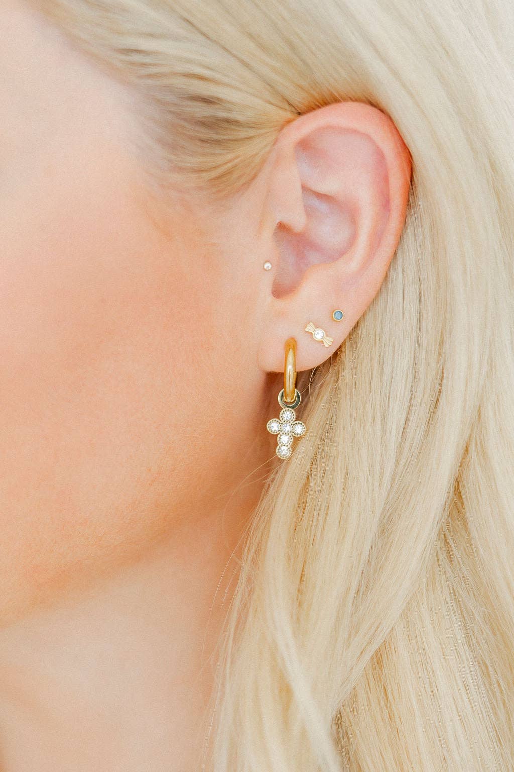 LINNY CO - Huggie Charm Earrings - Esther Cross Clear