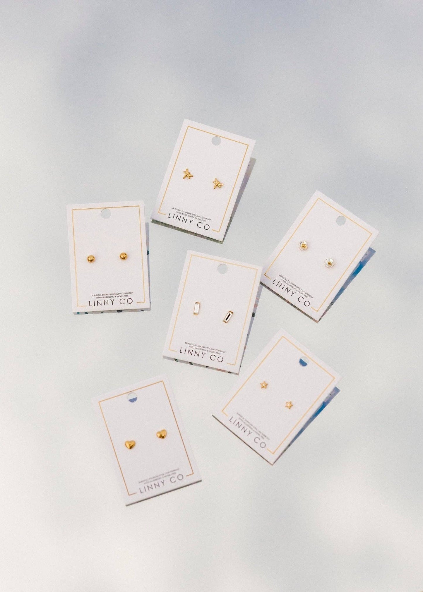 LINNY CO - Screwback Stud Earrings - Sloane