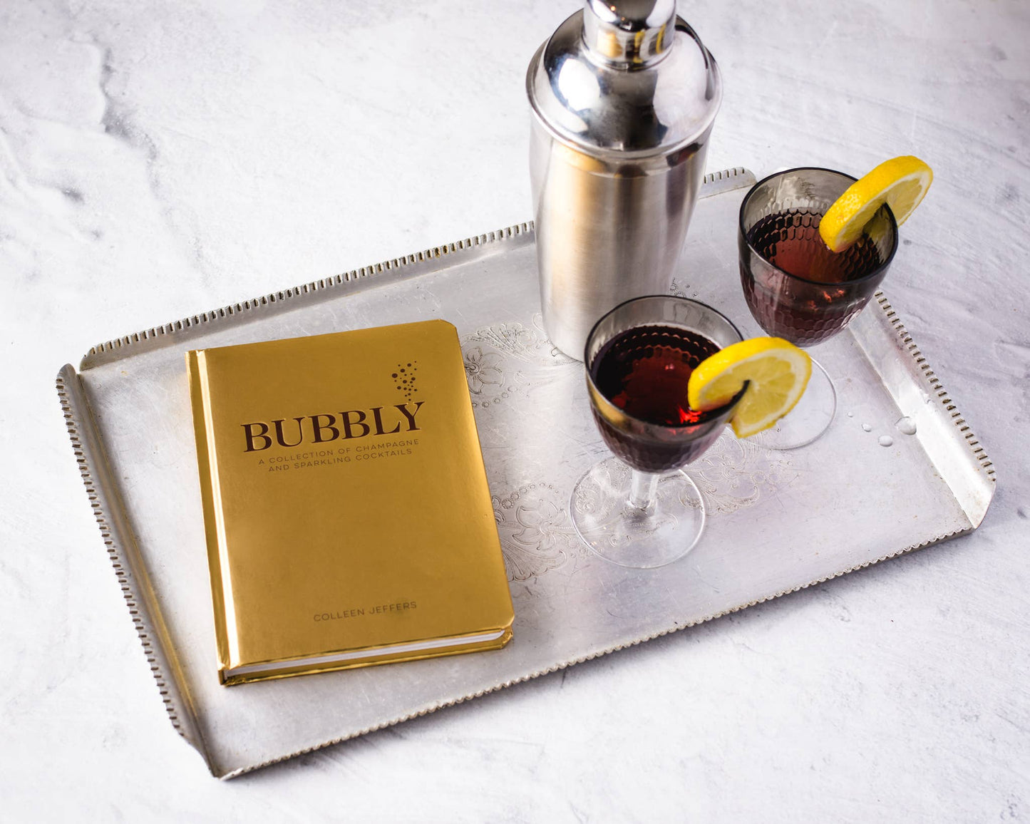 HarperCollins Focus - Bubbly: A Collection of Champagne and Sparkling Cocktails