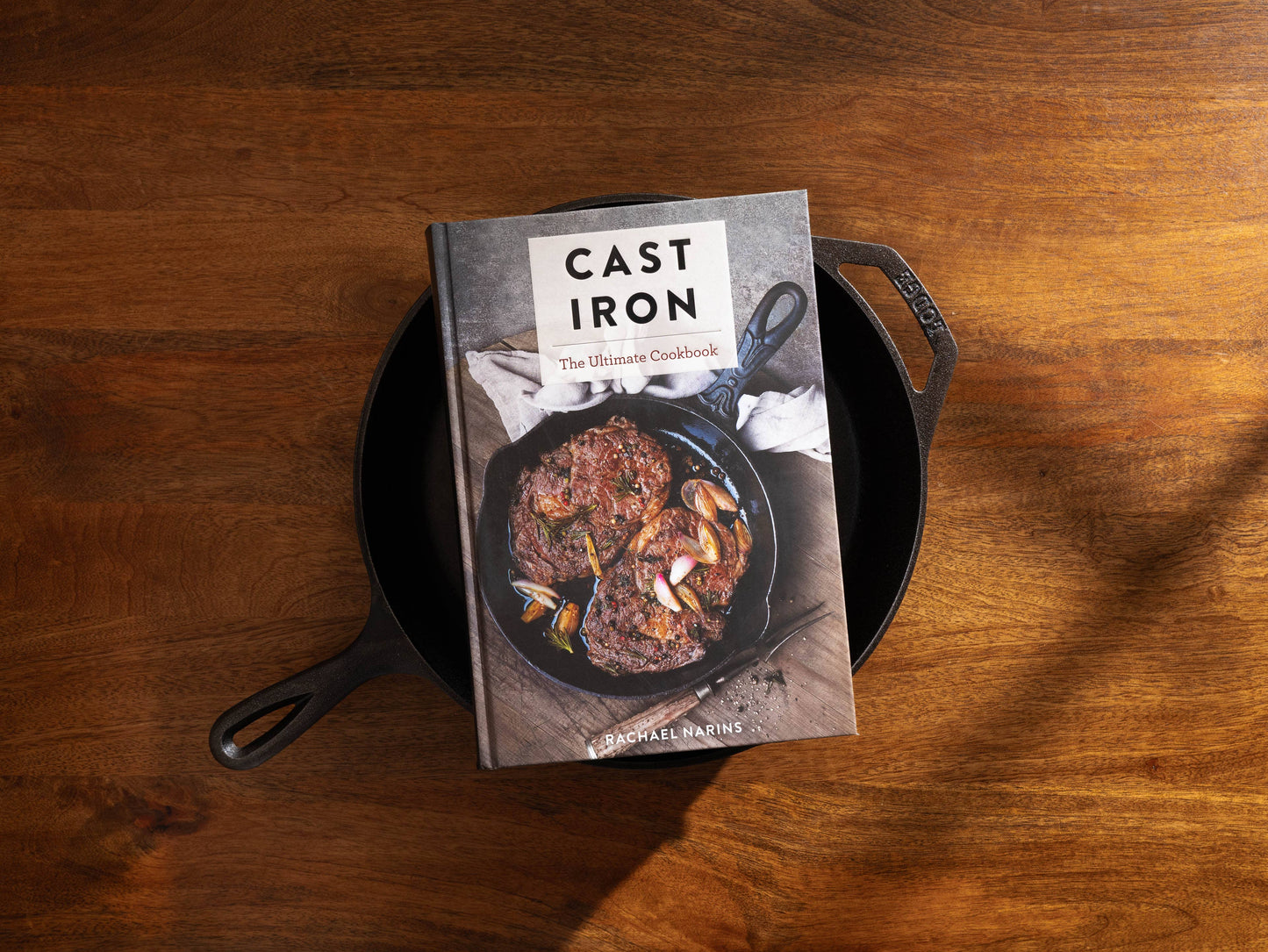 HarperCollins Focus - Cast Iron: The Ultimate Cookbook