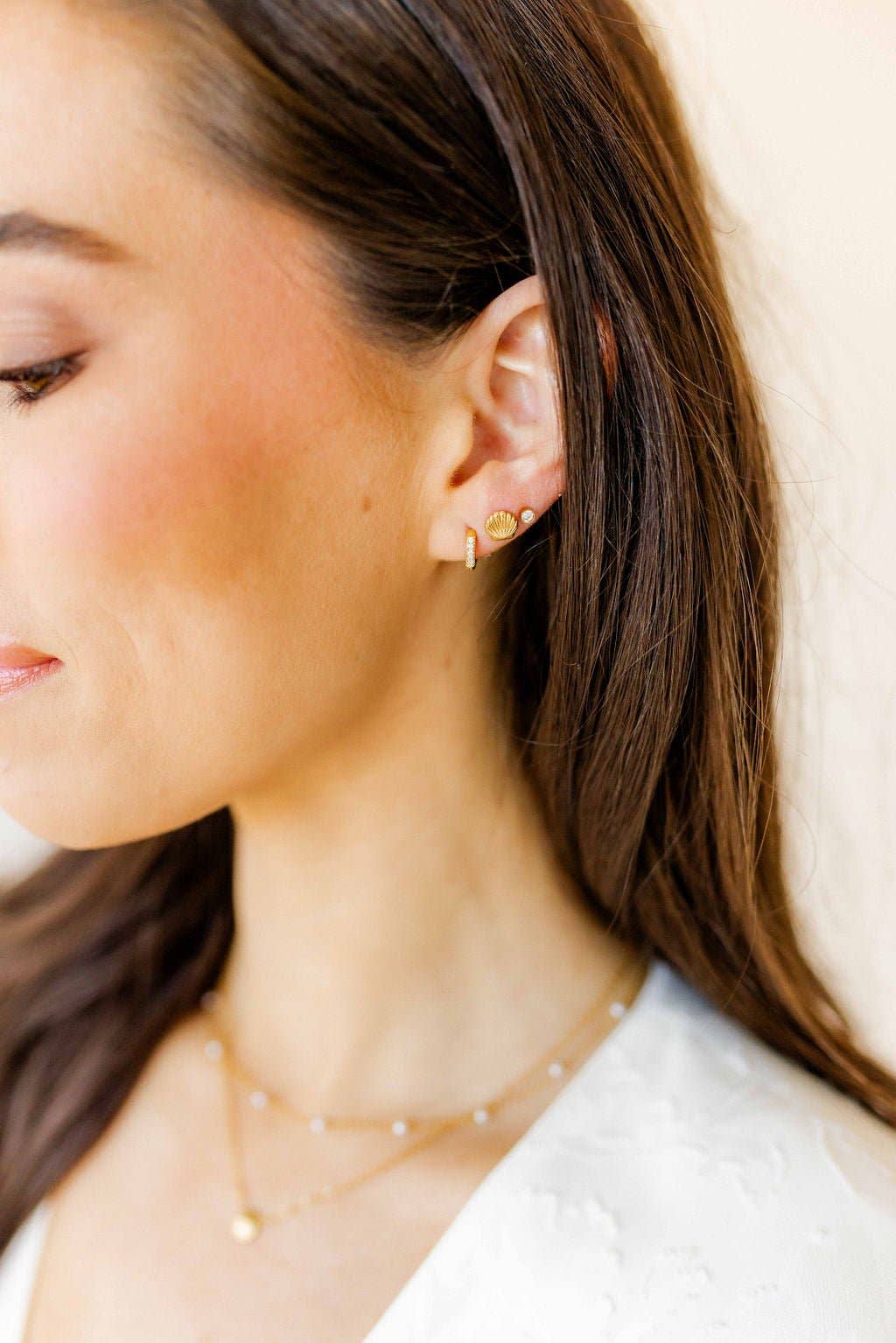 LINNY CO - Screwback Stud Earrings - Marina
