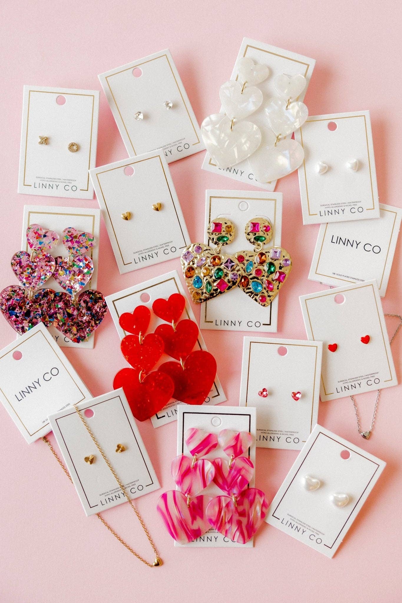 LINNY CO - Screwback Stud Earrings - Andrea Heart